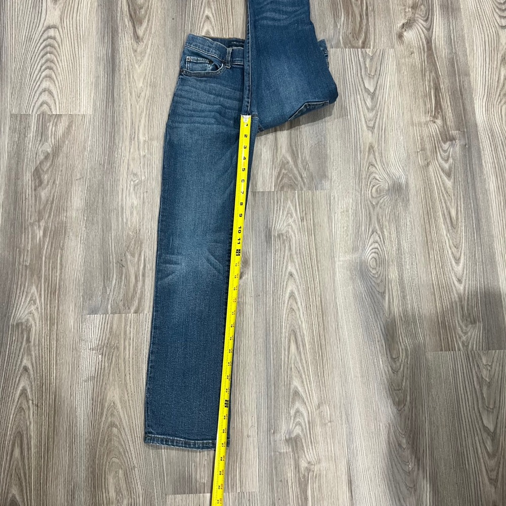 Lucky Brand Classic Straight Leg Medium Wash Denim Jeans 12 Adjustable Waist - Picture 6 of 9